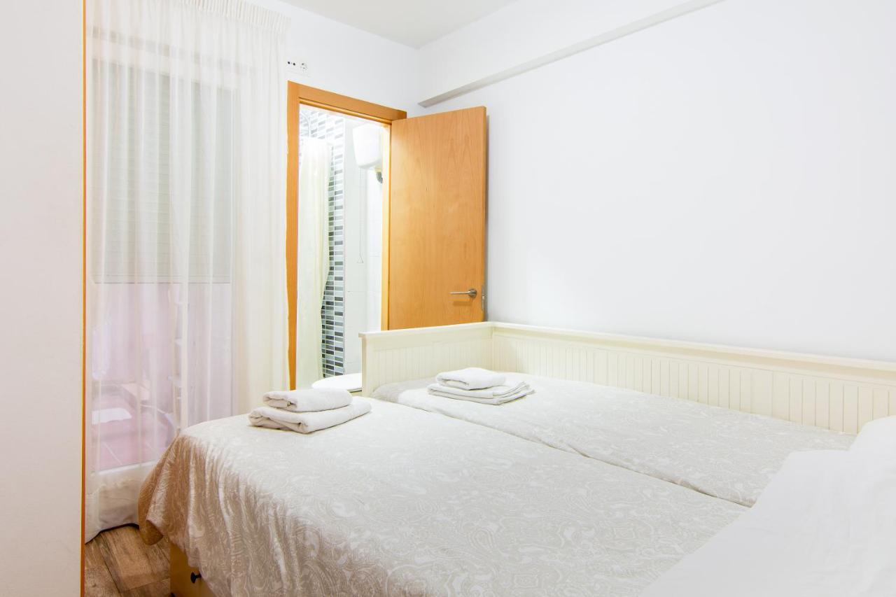 Apartamento Sirena Beach Nerja Bagian luar foto
